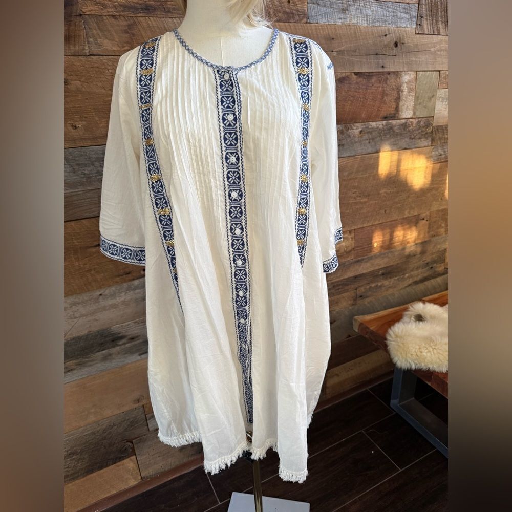 Anthropologie x Raga White Embroidered Sequin Button
Front Midi Dress sz M